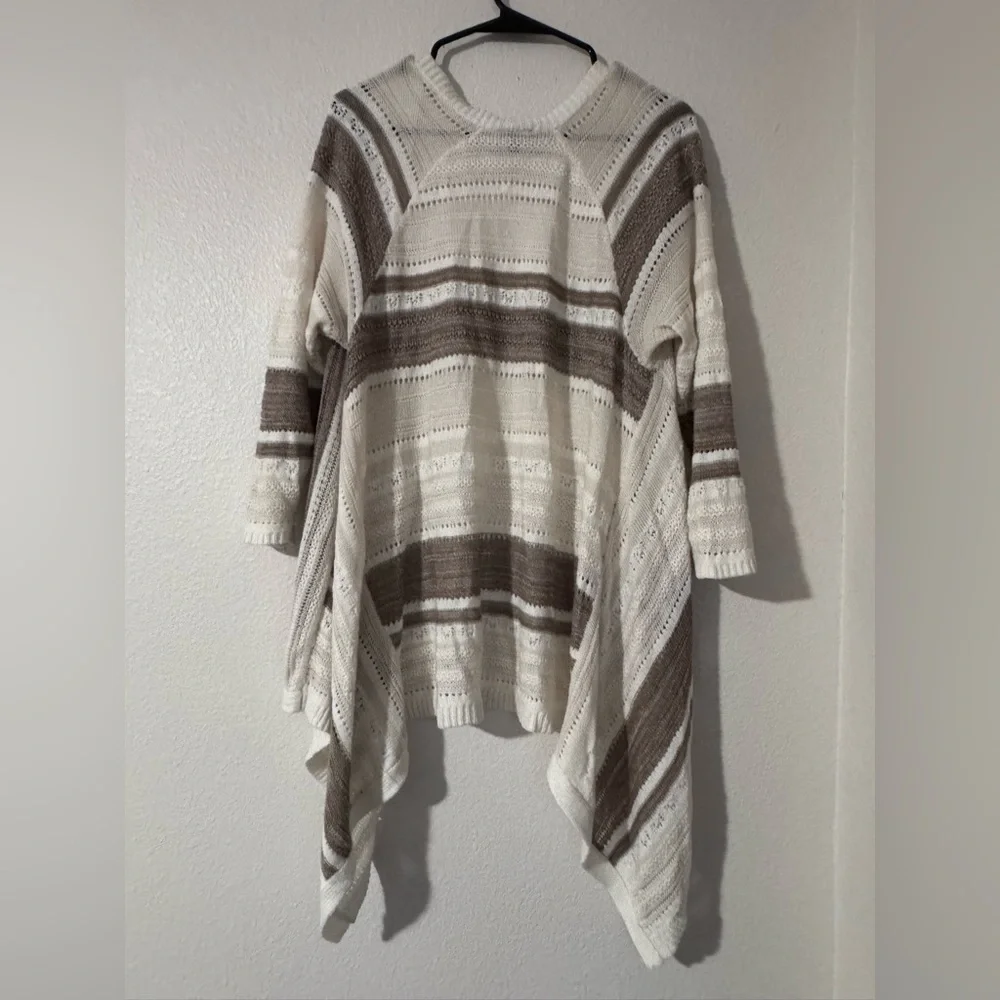 Torrid Drape Cardigan 3/4 Sleeve Open Knit Cream Tan Asymmetrical Size 1 Plus